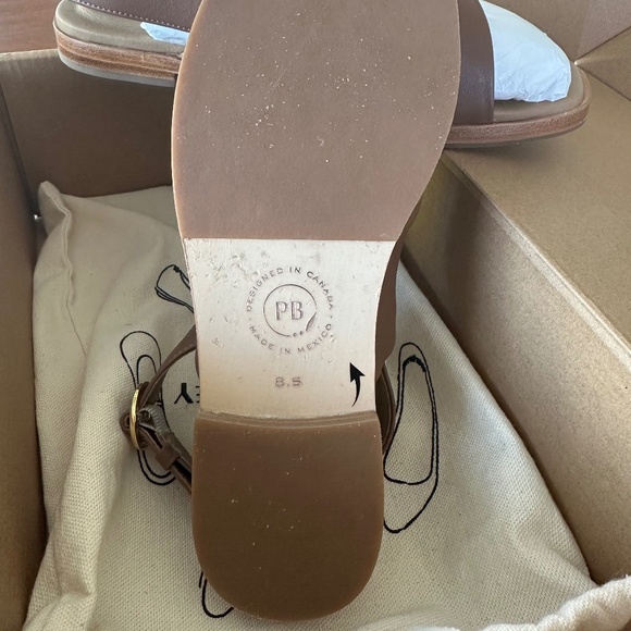 Poppy Barley Cross Town Sandal - As New - Picture 7 of 13